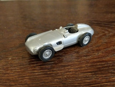 Ancienne voiture Miniature