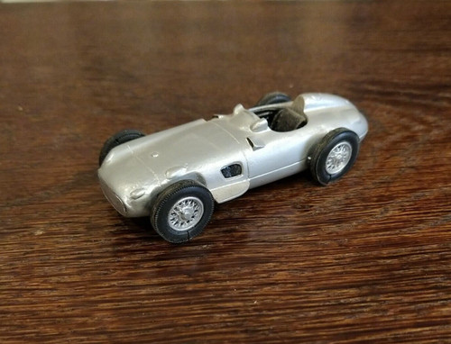 Ancienne voiture miniature - voiture,