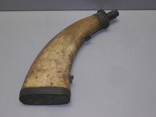 -ANCIENNE POIRE A POUDRE CORNE et LAITON BOUTON DOSAGE MANQUANT à RESTAURER   D