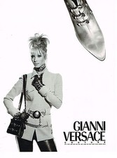 PUBLICITE ADVERTISING 094  1992  GIANNI VERSACE COUTURE chaussures accessoires