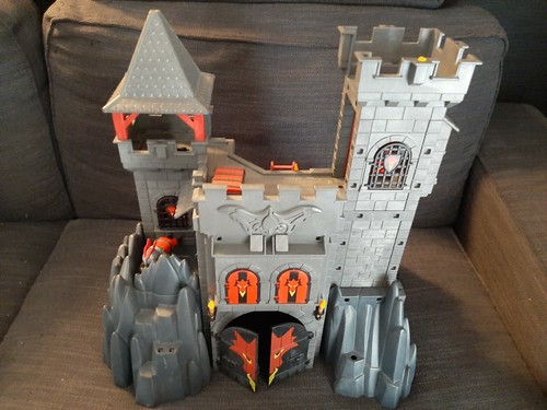 Playmobil grand chateau