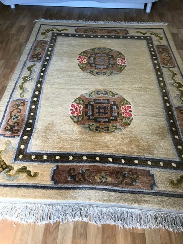Tapis nepalais 210 - x, 155