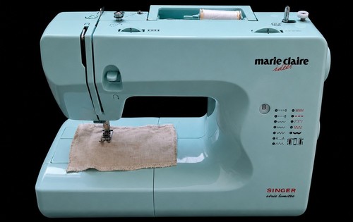 Machine coudre singer - à,