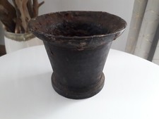 Ancien mortier tronconique pot en fonte antique collection old tapered mortar