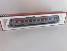 5540 JOUEF VOITURE TEE A8