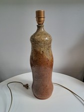 pied de lampe en grès pyrité