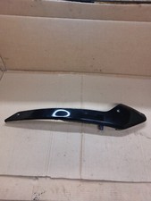 carénage latérale droit