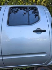 Porte arriere gauche NISSAN NAVARA 1 PHASE 2 82101-EB30J-