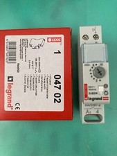 LEGRAND Minuterie  16 A 230 V  1 modules monophasé 04702 / 047 02