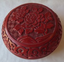 GENUINE CHINESE HAND CARVED CINNABAR RED LACQUER ROUND LIDDED BOX 4"