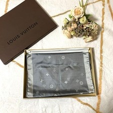 Étole en soie LOUIS VUITTON