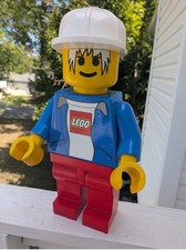 DISPLAY PERSONNAGE LEGO JUMBO