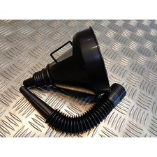 entonnoir long pour essence