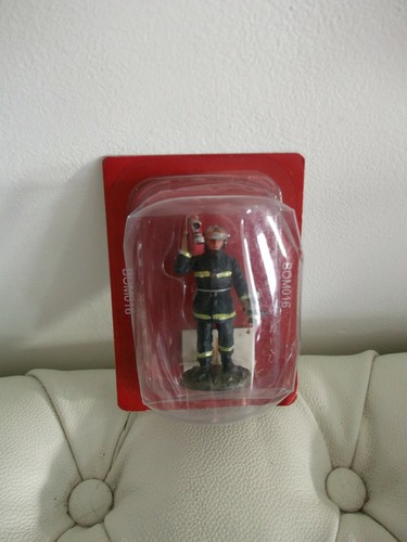 Figurine 100 neuve - figurine,