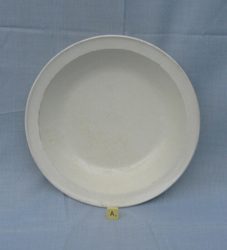 Plat faïence fine empire