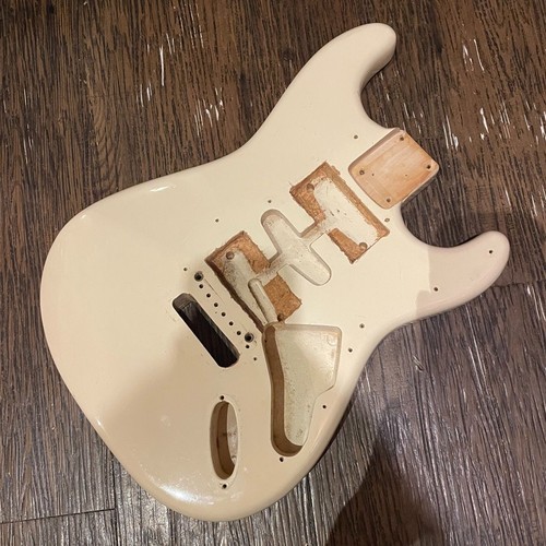 Fender stratocaster - fender, st-62