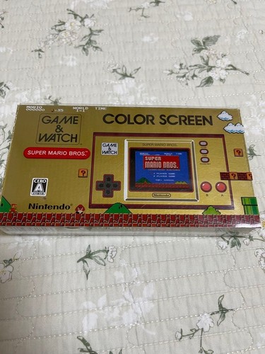 Near game watch - watch, mario