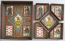 Ancien jeu de Nain Jaune marque CM Boîte en bois Jetons en os Cases en bois