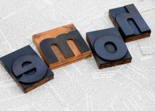 HOME caractères d'imprimerie