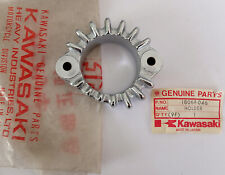 NOS EXHAUST PIPE HOLDER 18069-046 KAWASAKI BOLT NUT Z1 900 Z 1974-75.ECHAPPEMENT
