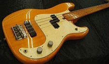 Guitare basse électrique