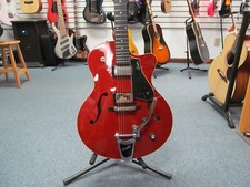 Godin 5th Ave. Uptown GT Red