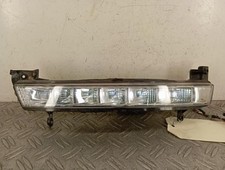 Feu diurne avant gauche