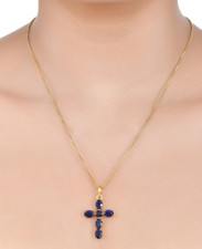 Pendentif croix saphir bleu