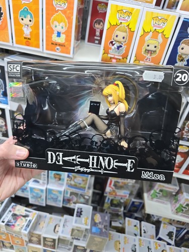 Figurine death note misa - note,