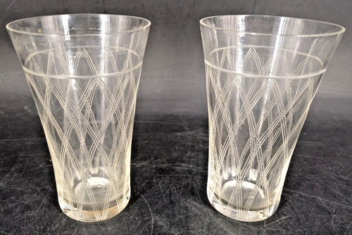 Lot verres graves en - 2,