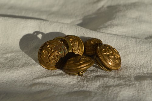 Boutons militaires troupes - boutons,