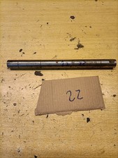 AXE DE PEDALIER MOTOBECANE