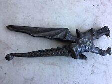 Ancien Casse Noix En Métal Dragon