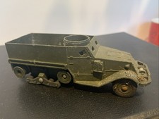 Miniature Dinky toys Half-track  ref. 822 Meccano Véhicule Militaire