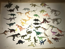 Vds lot 45 mini figurines dinosaures et autres animaux préhistoire