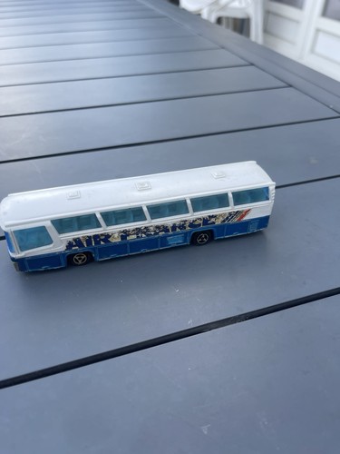 Bus miniature majorette - bus,