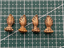 Pieds en plomb (peint en doré) en forme de patte de lion pour socle figurine