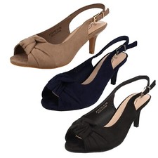 Chaussures À Talon Chaton À Bride Arrière Large Fit Spot On F12110 Pour Femmes