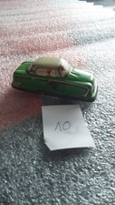 JOUET ANCIEN-VOITURE EN FER BLANC A RESTAURER