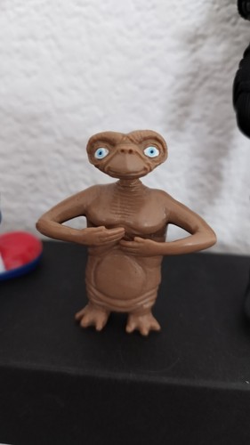 Figurine vinatge - , et