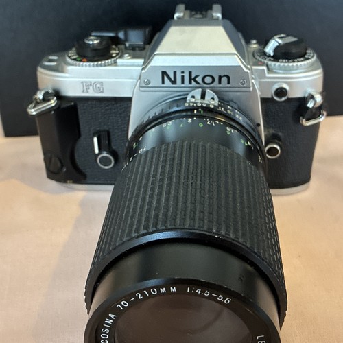 Nikon 35mm caméra zoom - et,