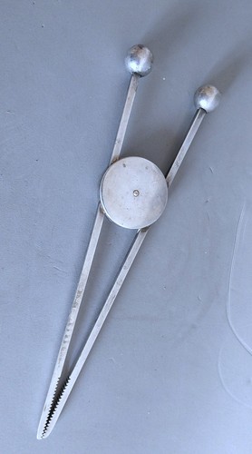 Jacques adnet pince - pince, à