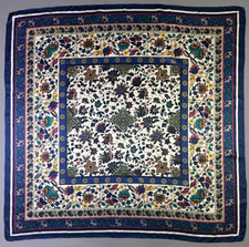 Authentique foulard vintage