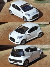 1/32 Citroën C1 Voiture Miniature Citadine 3 Portes Peugeot 107 Toyota Aygo