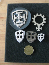 LOT INSIGNES " SCOUT " BROCHE  DIZAINIER  INSIGNE BERET