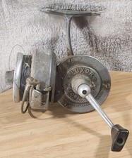 Ancien Moulinet de peche LUXOR