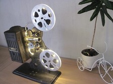 Unique KEYSTONE 8 mm Projecteur de Cinéma Transformé en Lampe LED Neutre