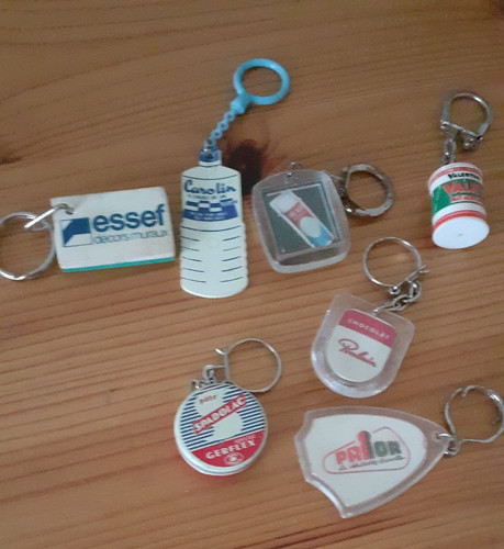 Lot anciens porte clés - lot,