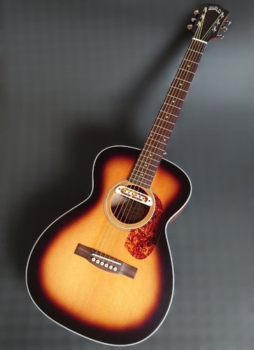 Guild 240e troubadour - m-240e,