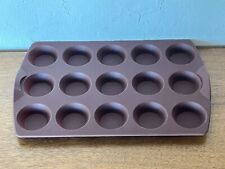 MOULE à mini tartelettes en silicone TUPPERWARE / jamais servi !!!
